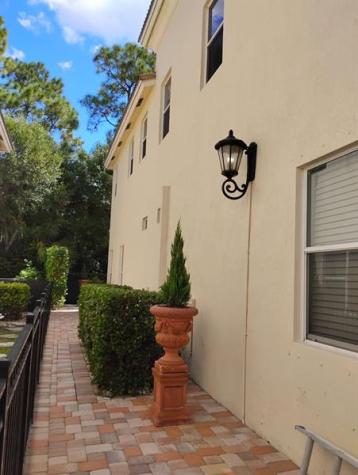 9183 Nugent Trail West Palm Beach FL 33411