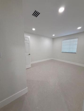 3526 W 76th Street Hialeah FL 33018