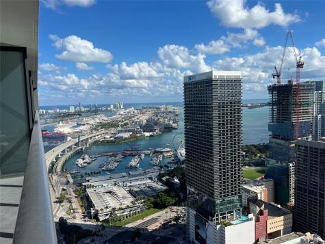 159 NE 6th Street Miami FL 33132