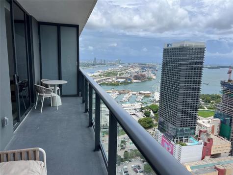 159 NE 6th Street Miami FL 33132