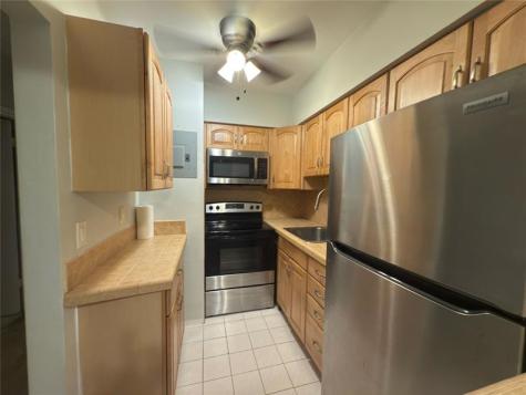 600 Layne Boulevard Hallandale Beach FL 33009