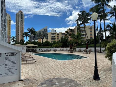 17801 N Bay Road Sunny Isles Beach FL 33160