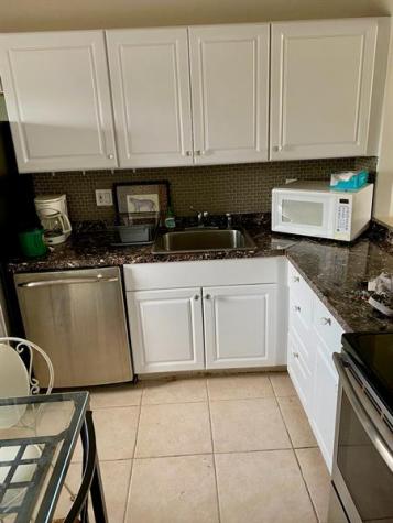 Hallandale Beach FL 33009