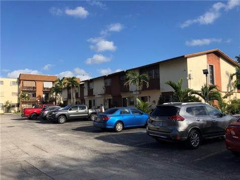 21 SW 109th Avenue Miami FL 33174