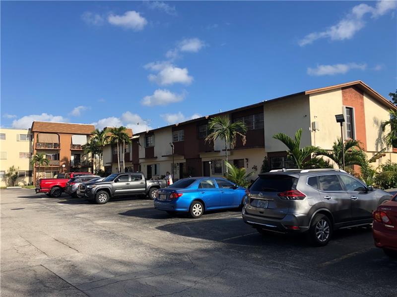 21 SW 109th Avenue Miami FL 33174