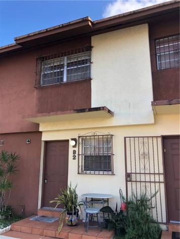21 SW 109th Avenue Miami FL 33174