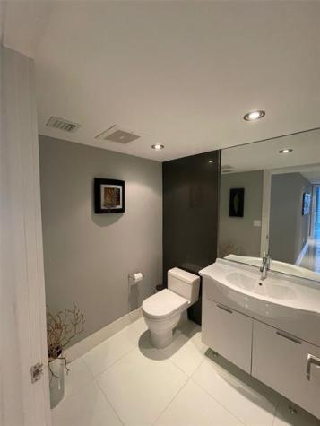 465 Brickell Avenue Miami FL 33131
