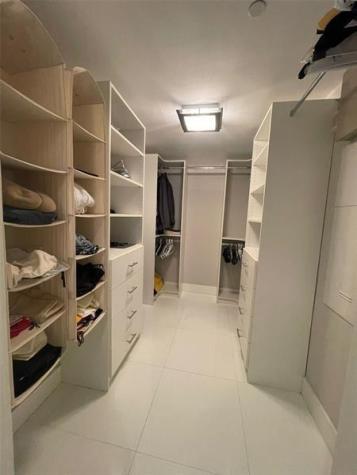 465 Brickell Avenue Miami FL 33131
