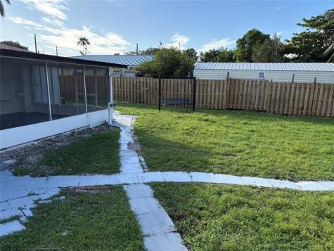 4697 SW 35th Avenue Fort Lauderdale FL 33312