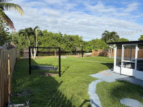 4697 SW 35th Avenue Fort Lauderdale FL 33312