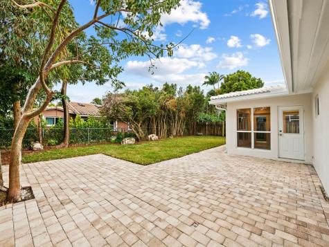 242 Lombardy Avenue Lauderdale By The Sea FL 33308