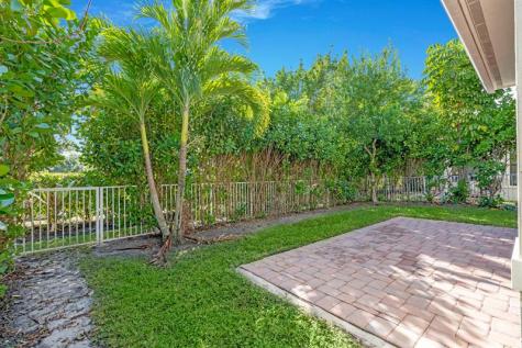 8870 NW 37th Drive Coral Springs FL 33065