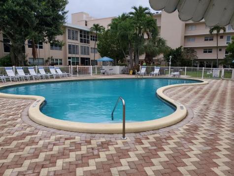 1481 S Ocean Boulevard Lauderdale By The Sea FL 33062