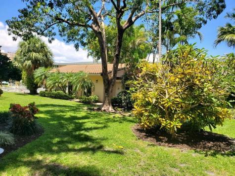 1481 S Ocean Boulevard Lauderdale By The Sea FL 33062