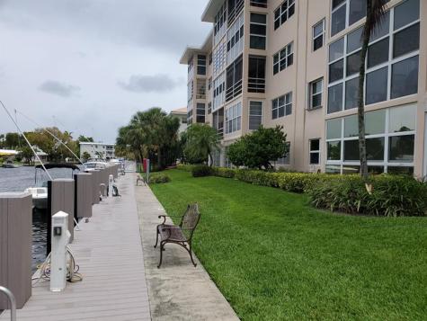 1481 S Ocean Boulevard Lauderdale By The Sea FL 33062