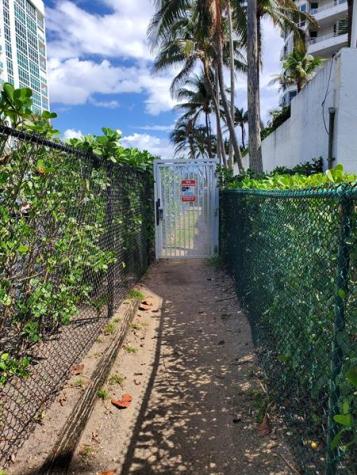 1481 S Ocean Boulevard Lauderdale By The Sea FL 33062