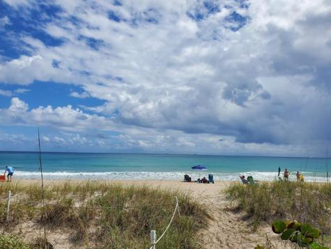 1481 S Ocean Boulevard Lauderdale By The Sea FL 33062
