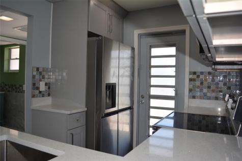 1481 S Ocean Boulevard Lauderdale By The Sea FL 33062