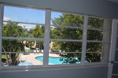 1481 S Ocean Boulevard Lauderdale By The Sea FL 33062
