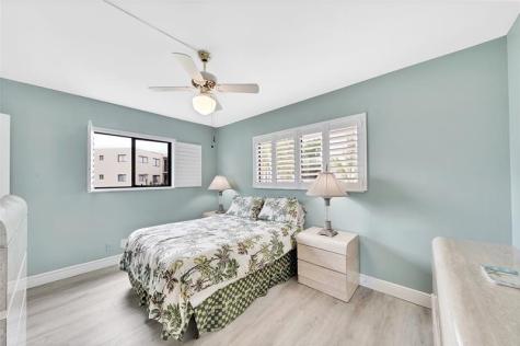 5250 Las Verdes Circle Delray Beach FL 33484
