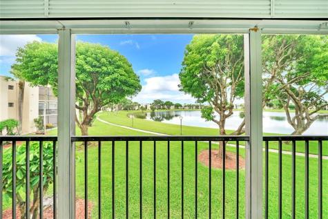 5250 Las Verdes Circle Delray Beach FL 33484
