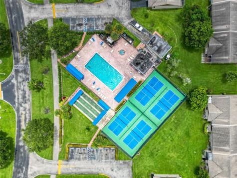 5250 Las Verdes Circle Delray Beach FL 33484
