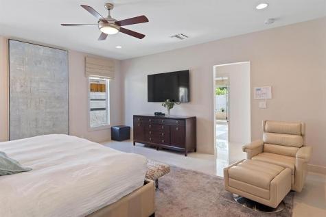 3050 NE 43rd Street Fort Lauderdale FL 33308