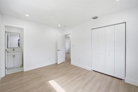 1824 SW 30th Street Fort Lauderdale FL 33315