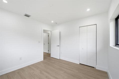 1824 SW 30th Street Fort Lauderdale FL 33315