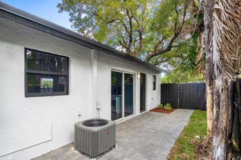 1211 NE 2nd Avenue Fort Lauderdale FL 33304