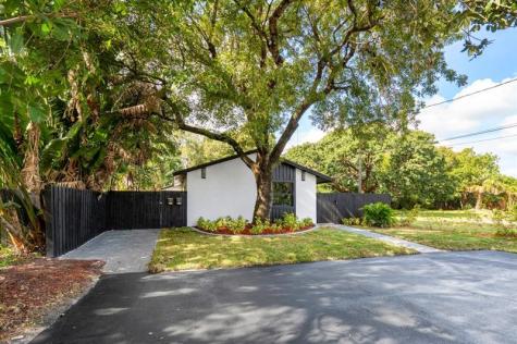 1211 NE 2nd Avenue Fort Lauderdale FL 33304