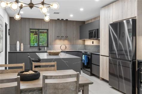 425 NE 25th Street Wilton Manors FL 33305