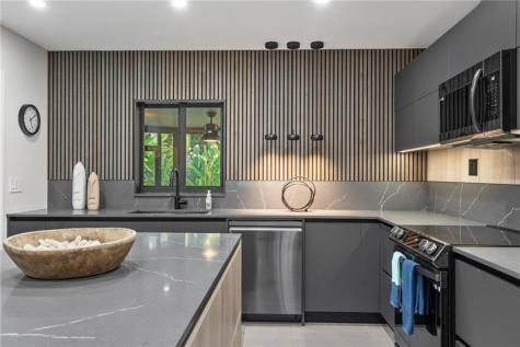 425 NE 25th Street Wilton Manors FL 33305