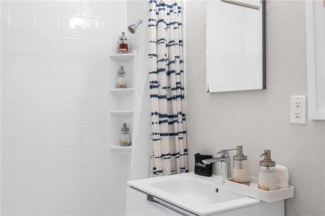 425 NE 25th Street Wilton Manors FL 33305