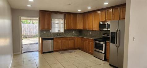 2005 SW 99 Avenue Miramar FL 33025