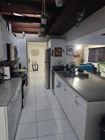 3340 SW 18th Street Fort Lauderdale FL 33312