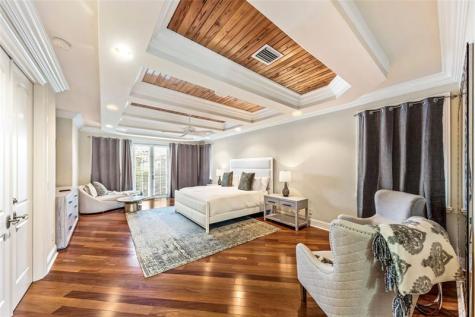 7 Pelican Drive Fort Lauderdale FL 33301