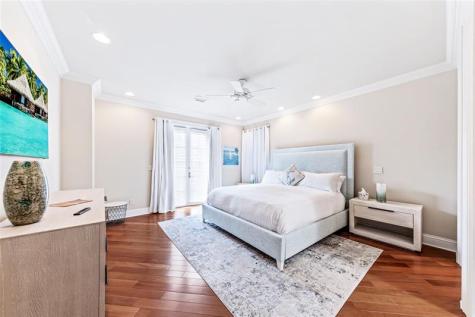 7 Pelican Drive Fort Lauderdale FL 33301