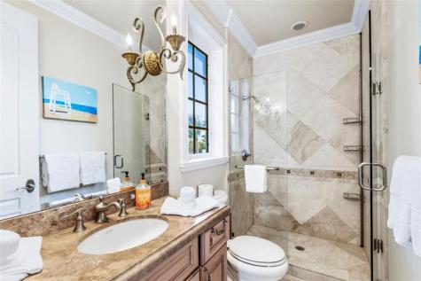 7 Pelican Drive Fort Lauderdale FL 33301