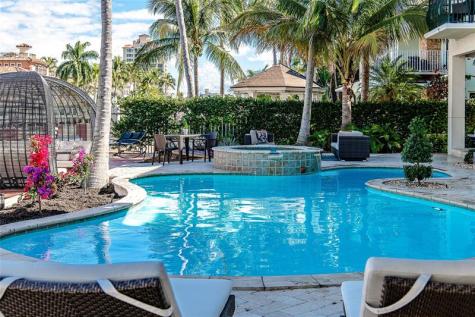 7 Pelican Drive Fort Lauderdale FL 33301