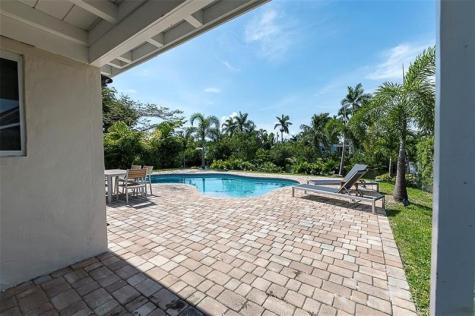 1162 Hayes Street Hollywood FL 33019