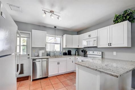 103 SW 10th Avenue Boynton Beach FL 33435