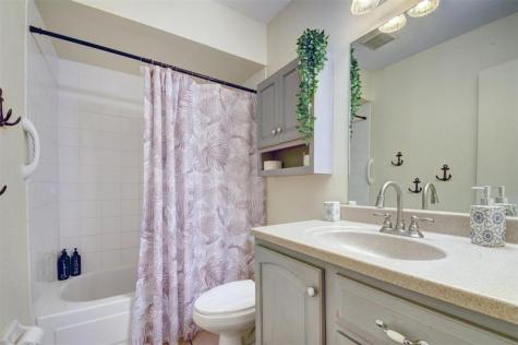 103 SW 10th Avenue Boynton Beach FL 33435