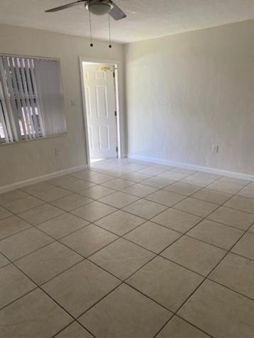 6032 Pierce Street Hollywood FL 33024