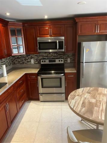 4301 Martinique Circle Coconut Creek FL 33066