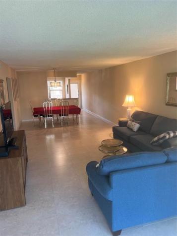 4301 Martinique Circle Coconut Creek FL 33066