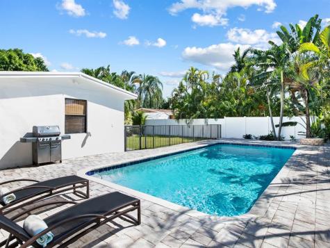 413 NE 25th Avenue Pompano Beach FL 33062