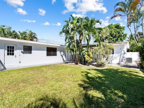 413 NE 25th Avenue Pompano Beach FL 33062