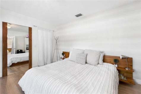 2801 NE 59th Street Fort Lauderdale FL 33308