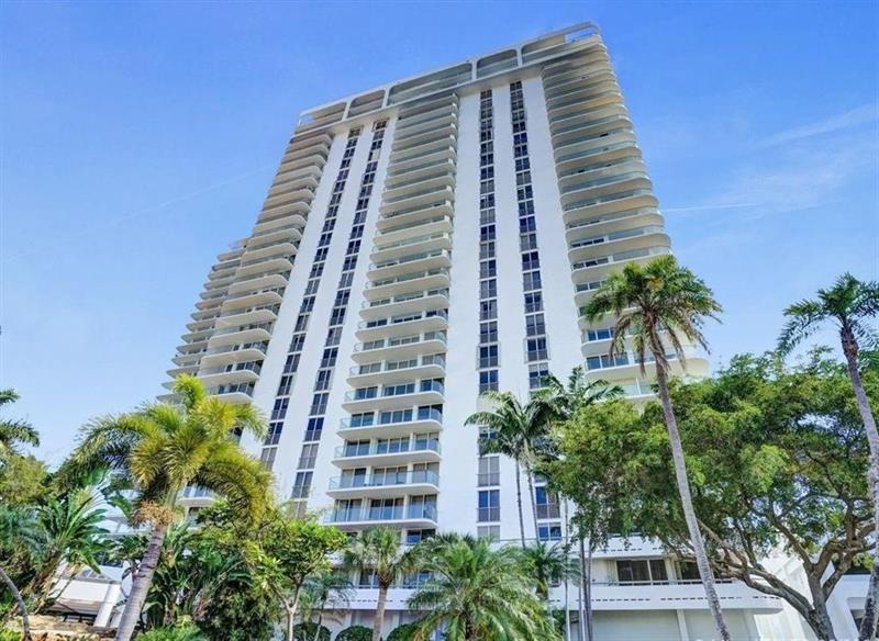 19707 Turnberry Way Miami FL 33180